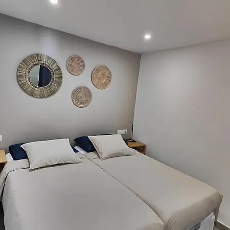 Playa Del Ingles: Beautiful Renovated Apartment